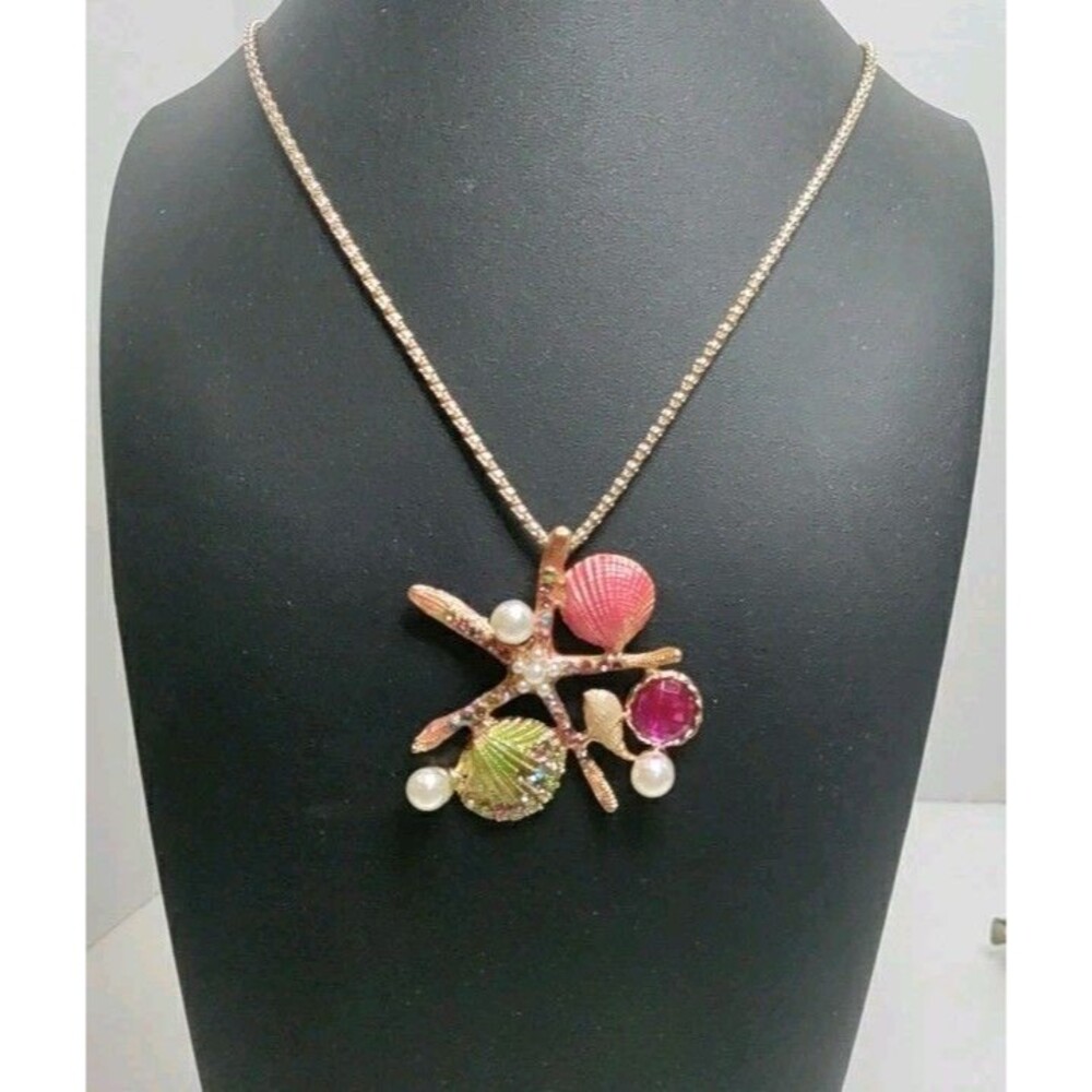 Betsy Johnson Gold Tone Starfish Pearl Seashell Necklace Pendant Signed